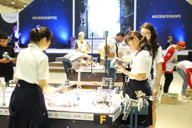 普連土学園中学校